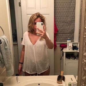White v-neck from urban